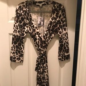 Diane Von Furstenberg Classic NWT size 14 leopard